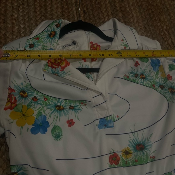 Vintage White Dress with Colorful Floral Design - Picture 9 of 13